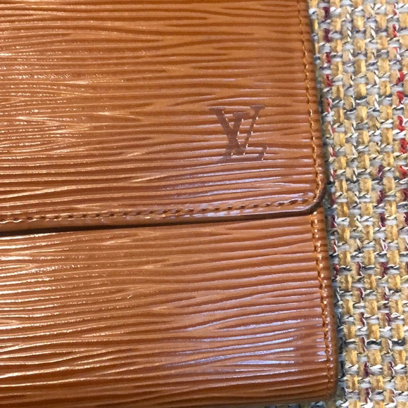 LOUIS VUITTON Cipango Gold Epi Porte Feuille Sarah Long Bifold Wallet SR0011 - Picture 7 of 17